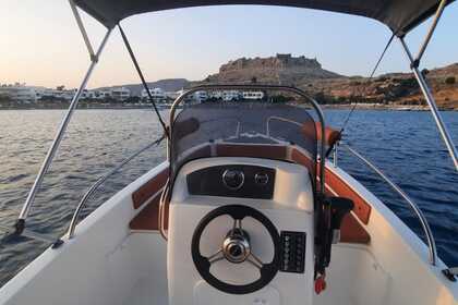 Location Bateau à moteur Karel Paxos 170 Charaki