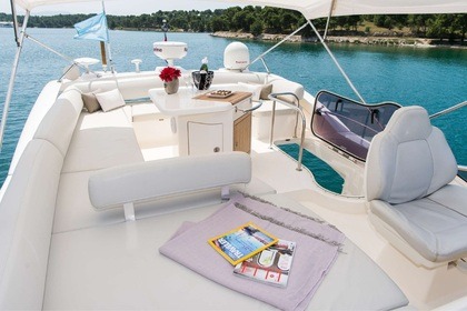 Hyra båt Motorbåt Azimut 47 Fly Antibes