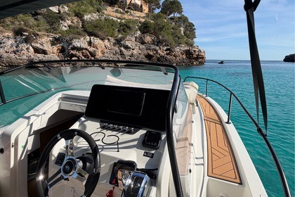 Rental Motorboat Beneteau Flyer 8 SUNDECK Es Trenc