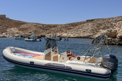 Location Semi-rigide Capelli Capelli Tempest 690 La Ciotat