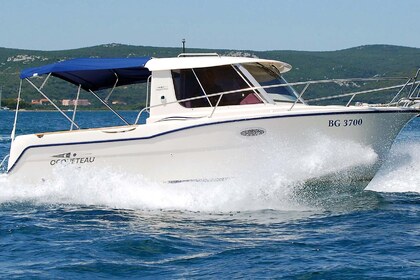 Charter Motorboat Beneteau Antares M'diq