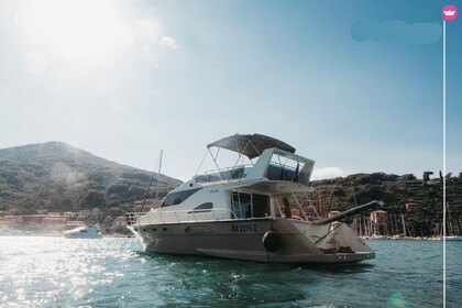 Miete Motorboot Della Pasqua Dellapasqua Dc 11 Fly - Refit 2023 Forte dei Marmi