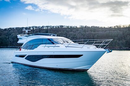 Miete Motoryacht Princess 55 F Marina Lav