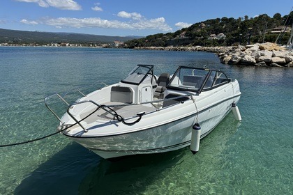 Charter Motorboat Jeanneau BR 650 Saint-Cyr-sur-Mer