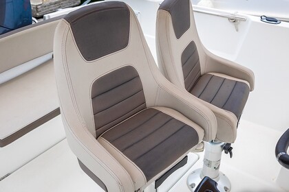 Location Bateau à moteur Jeanneau Cap Camarat 5.5 Cc Le Cap d'Agde