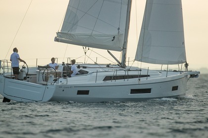 Miete Segelboot  Oceanis 40.1 Furnari