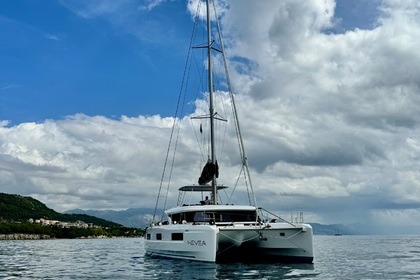 Hire Catamaran Lagoon-Bénéteau Lagoon 46 OW - 3 + 2 cab. Kaštel Gomilica