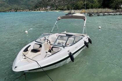 Noleggio Barca a motore GLASTRON MX 185 Annecy