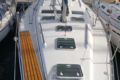 Alquiler Velero Beneteau Oceanis Clipper 393 La Coruña