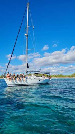 Colònia de Sant Jordi Sailboat Jeanneau Sun Odyssey 45.2 alt tag text