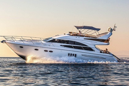 Charter Motor yacht Princess Yachts Princess 62 Podstrana