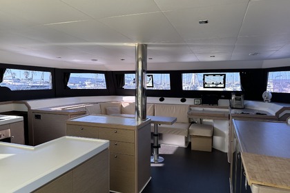 Charter Catamaran  Dufour 48 Cat[G] Furnari