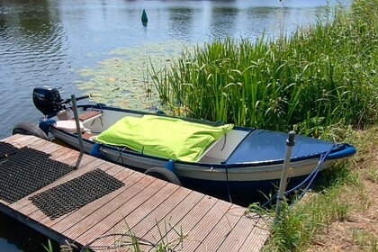 Rental Motorboat Stalen vlet buitenboordmotor - vecht Nigtevecht