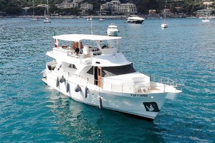 Hire Motor yacht Vitsen & Vis 66 Navetta dislocante con fly La Spezia