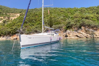 Charter Sailboat Jeanneau Sun Odyssey 39 Ds Palairos