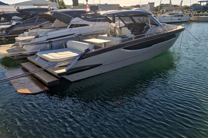 Aluguel Lancha FOCUS MOTOR YACHTS FORZA 37 Saint-Tropez