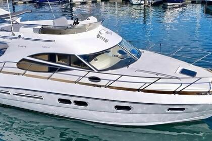 Rental Motor yacht Sealine F42/5 Antibes