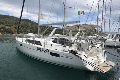 Noleggio Barca a vela BENETEAU OCEANIS 41.1 Furnari