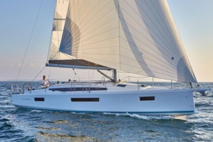 Charter Sailboat Jeanneau Sun Odyssey 410 Volos