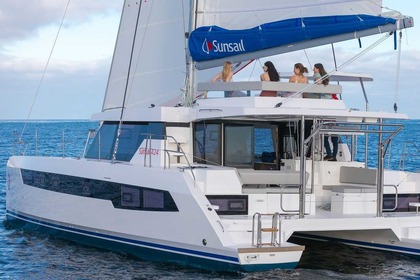 Rental Catamaran  Sunsail 424/4/4 Road Town