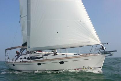 Location Voilier Alliaura Marine Feeling 39 Arzon