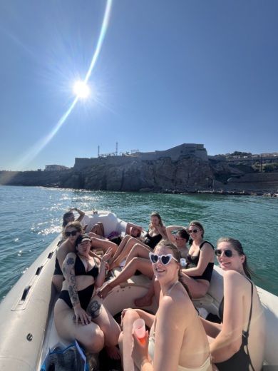 Sète Motorboat Black Fin ELEGANCE 28 alt tag text