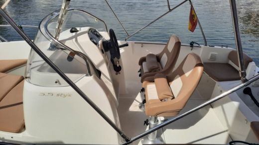 Empuriabrava Motorboat CHAPARRAL 244 alt tag text