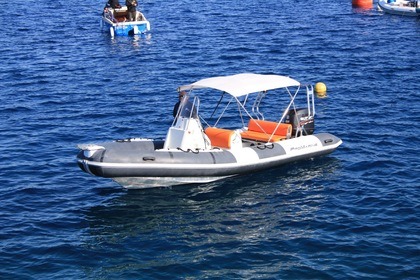 Hire RIB Pro Marine MANTA 680 Fréjus