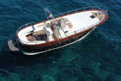 Rental Motorboat Fratelli Aprea Fratelli Aprea 750 Ischia