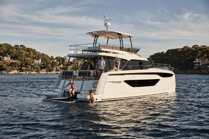 Charter Motorboat Prestige M-48 Cogolin