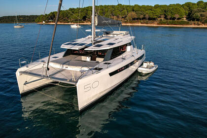 Rental Catamaran  Leopard 50 Split