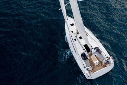 Verhuur Zeilboot Bénéteau Oceanis 40.1 - 3 cab. Golfe-Juan