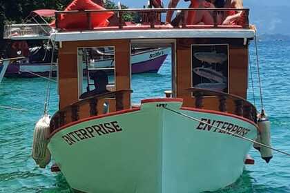 Aluguel Lancha Capitão 2013 Paraty