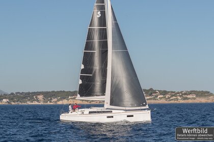 Verhuur Zeilboot Beneteau Oceanis 38.1 Krk
