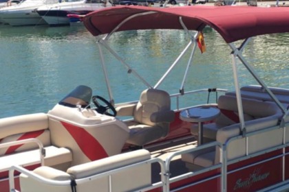 Rental Motorboat Starcraft Sun Chaser Port Adriano
