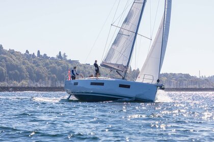 Charter Sailboat Jeanneau Sun Odyssey 440 Trogir