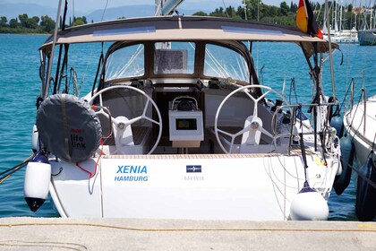Location Voilier Bavaria Yachtbau Bavaria Cruiser 37 - 3 cab. Lefkada