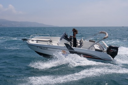 Verhuur Motorboot Beneteau Flyer 6.6 Empuriabrava