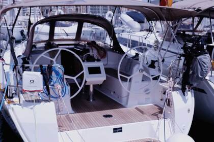 Hire Sailboat Bavaria Yachtbau Bavaria Cruiser 37 - 3 cab. Portoferraio