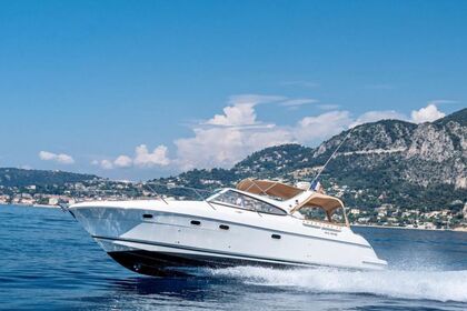 Rental Motorboat Jeanneau Prestige 34 Sorrento