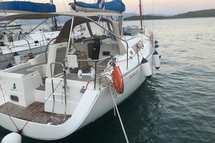 Location Voilier Beneteau Oceanis 37 refit 2022 Corfou