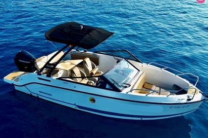 Charter Motorboat Quicksilver QUICKSILVER ACTIV 675 Bowraider  200CV Blanes