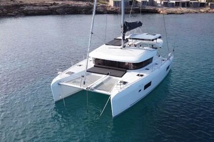 Rental Catamaran LAGOON Lagoon 420 Sant Antoni de Portmany