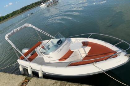 Location Bateau à moteur B2 MARINE CAP FERRET 552 SUNDECK Vannes