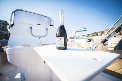 Noleggio Gommone Salpa Soleil 20 Terracina