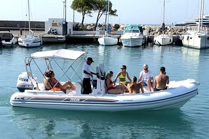 Hire RIB Selva Marine D680 Nice