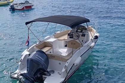 Verhuur Motorboot Gaia 22 Sundeck Hvar