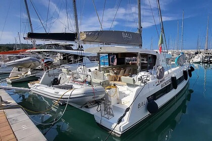 Location Catamaran  Bali Catsmart Procida