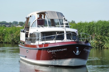 Hire Houseboat Linssen 35 SL AC IJsselstein