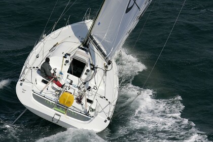 Alquiler Velero Pogo Structures Pogo 40 Cruising Version San Andrés de Llavaneras